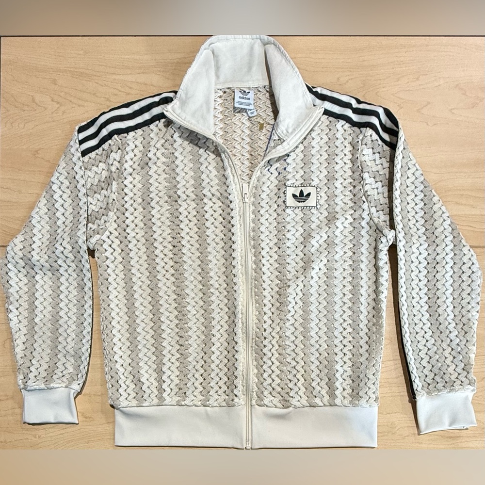 adidas Originals Cream Mesh Bomber Jacket with Black Stripes - Picture 9 of 15